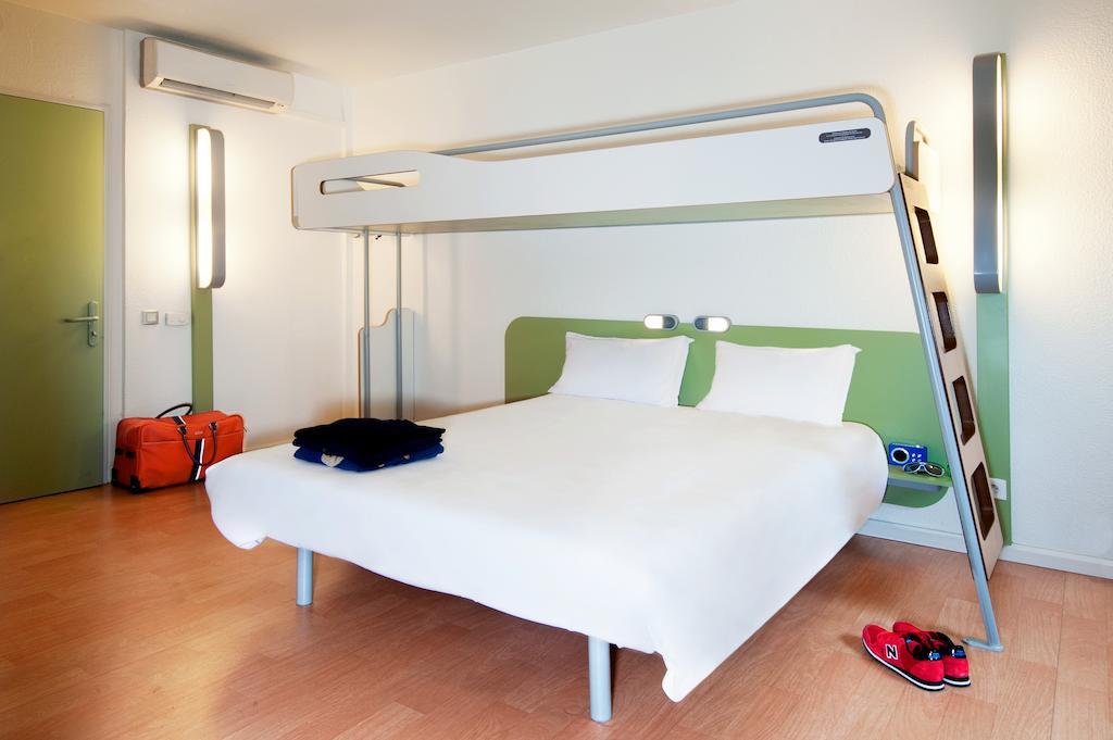 Ibis Budget Givet Phòng bức ảnh