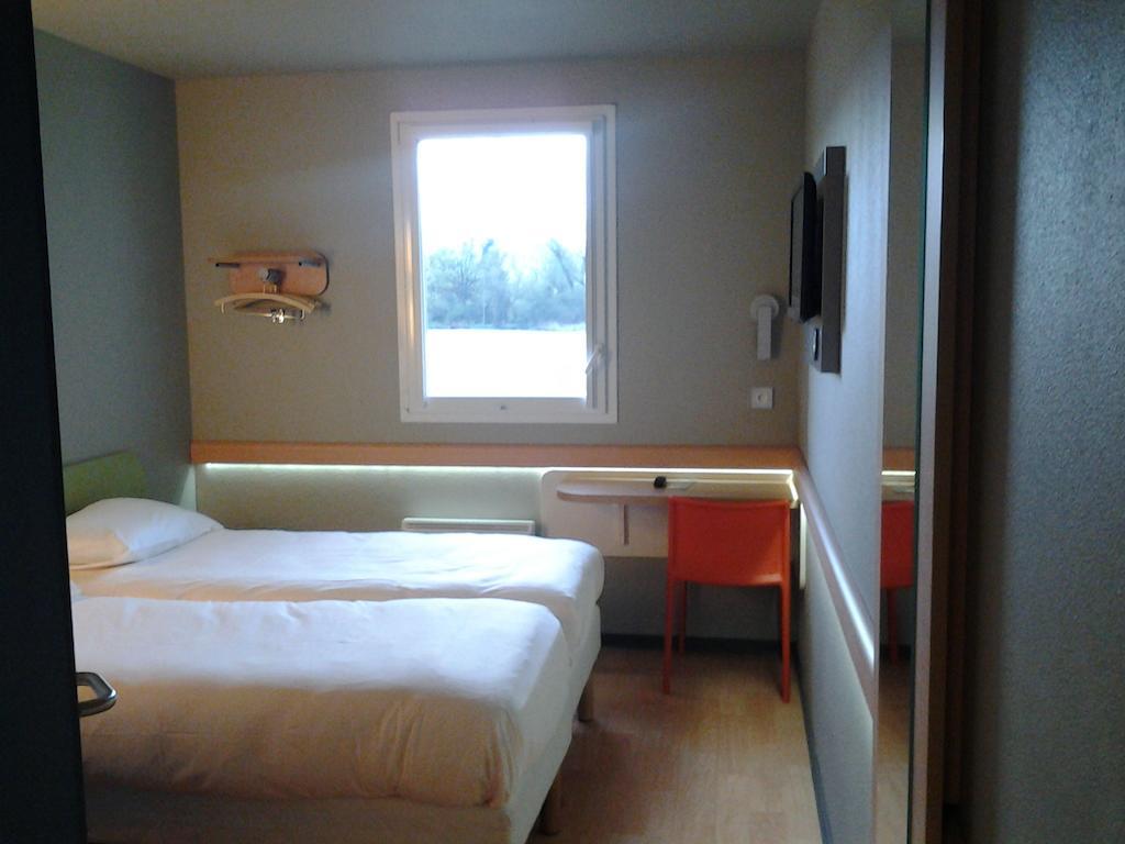 Ibis Budget Givet Phòng bức ảnh