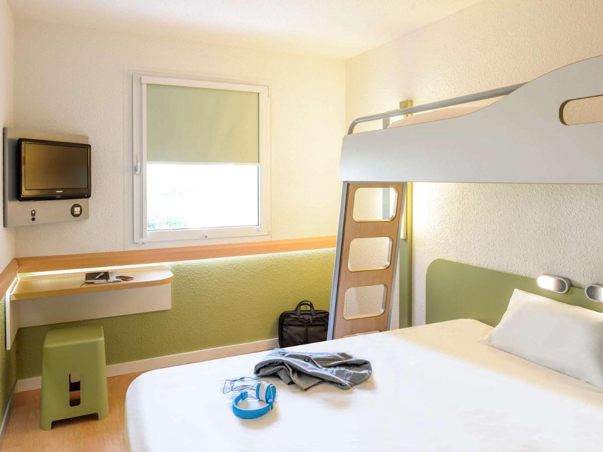 Ibis Budget Givet Ngoại thất bức ảnh